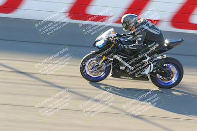 media/Jan-21-2022-Fastrack Riders (Fri) [[90b5309cc6]]/Level 4/Session 1 Front Straight/